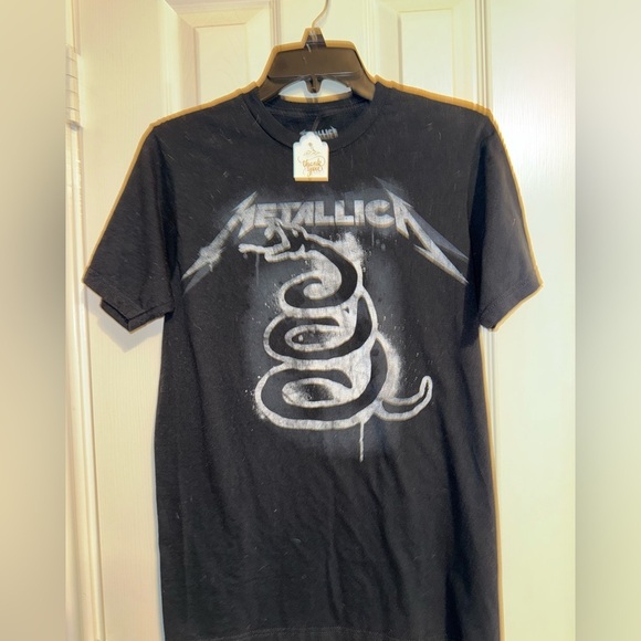 Men’s Small Band T - Metallica NWOT 🩷 - Picture 1 of 4